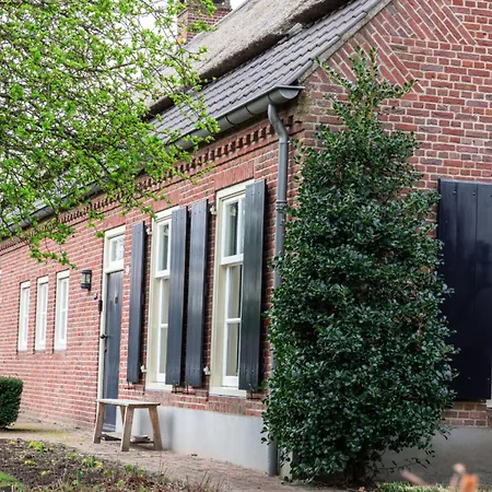 Bed & Breakfast Onder De Wolfskap Bed En Ontbijt